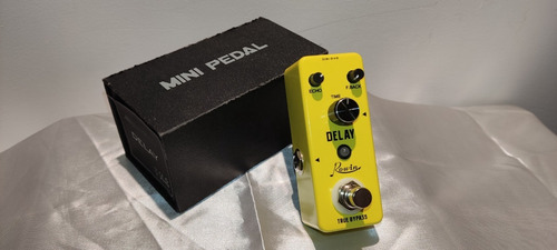 Pedal Delay Marca Rowin