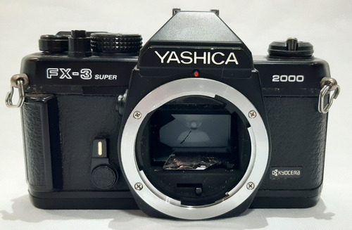 Camera Yashica Fx 3 Super 2000 * Somente Corpo Com Defeito*