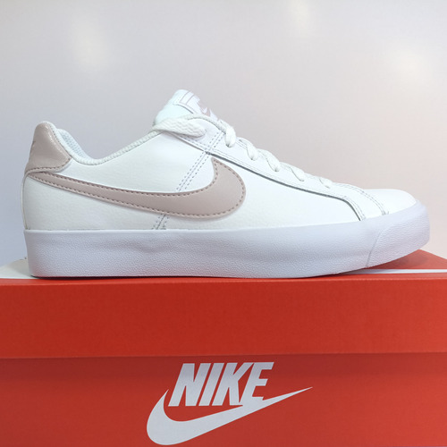 Tenis Mujer Nike Court Royale Ac Blancos De Piel Originales 