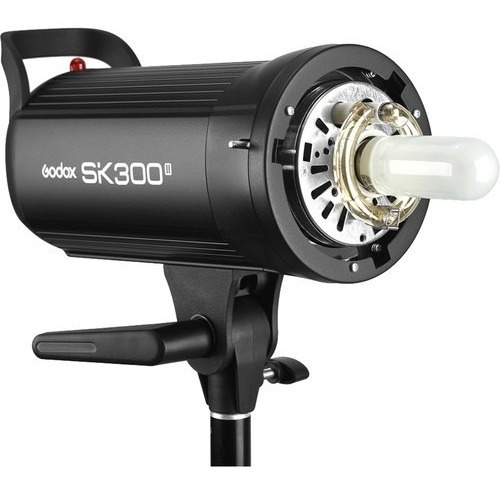 Flash Tocha Godox Sk300 Ii Digital 300w - 220v - 12x S/juros