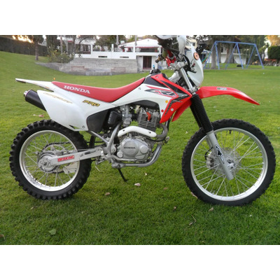 Honda Moto Enduro Crf 230cc  ( Todoterreno ) | MercadoLibre
