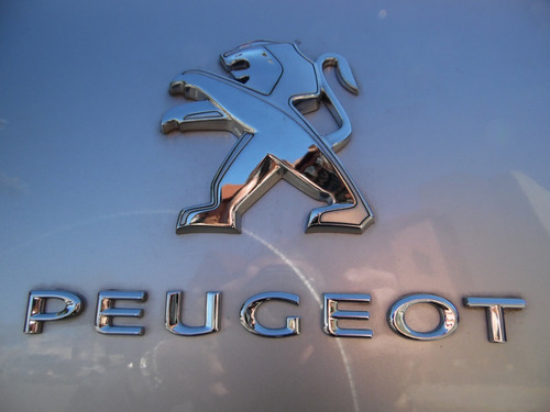 Letras Traseras Peugeot Emblema Nombre Peugeot Foto 4