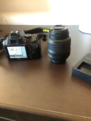 Câmera Nikon D3200 + Lente 18-55 Seminova 15.584 Cliques 