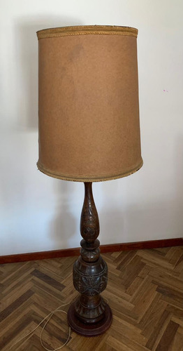 Lámpara De Pie Antigua