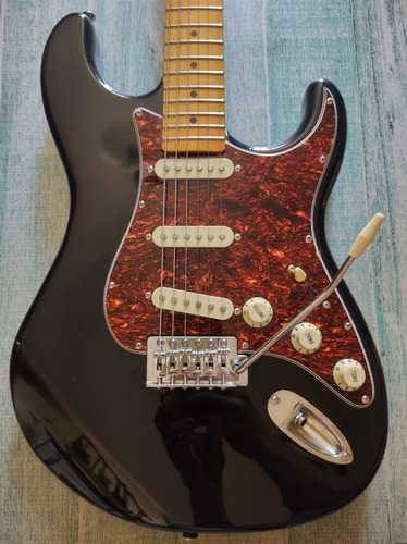 Tagima Strat 530. Woodstock Series. Vendo Permuto