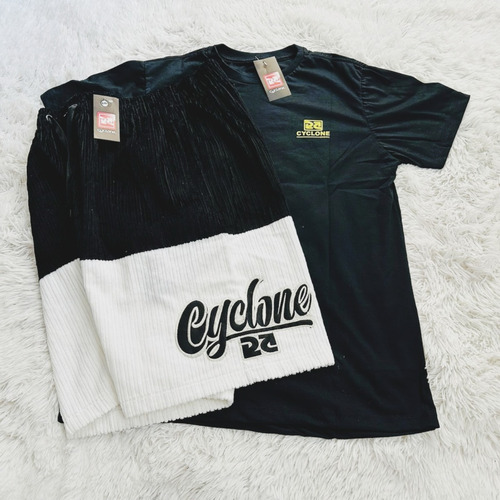 Bermuda Da Cyclone Veludo + Camiseta Top