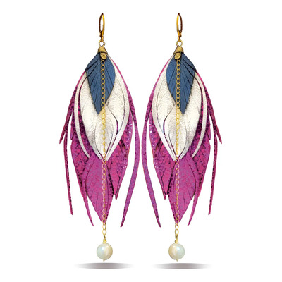 Aretes Colgantes VANGANIA Pluma Rosa Metálico Cuero y Oro 18K | Meses sin interés