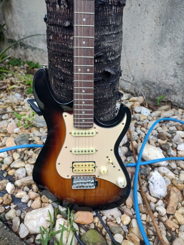 Guitarra Cort G210 Stratocaster Made In Korea