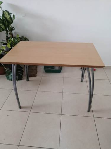 Mesa Melamina Con 4 Sillas (usadas)