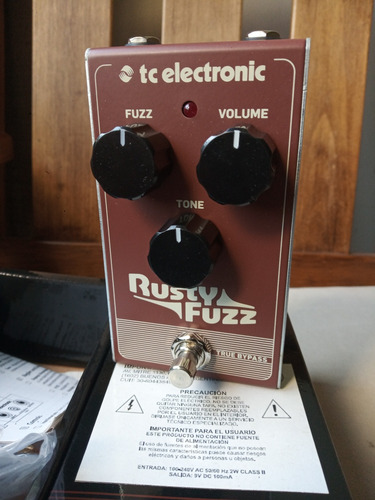 Pedal Fuzz Tc Electronic Rusty Fuzz. Impecable. En Caja 