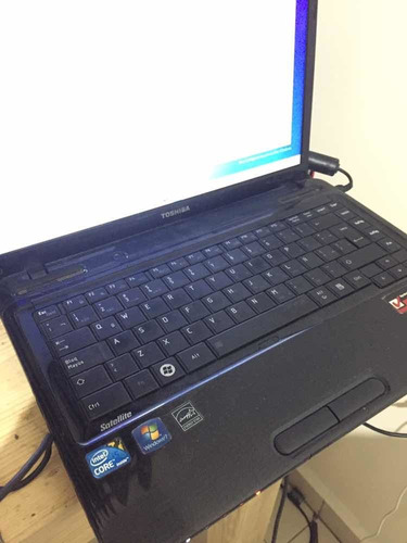 Toshiba Satellite L645 (sin Cargador Y Batería) Falla Tecldo