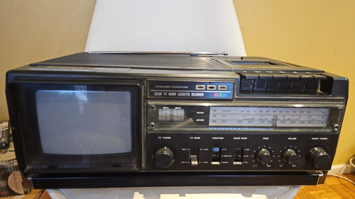 Tv Color - Radio - Casette - Recorder 