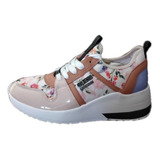 Tenis Guess Wgcourse-c Plataforma Negro, Beige Yfloral