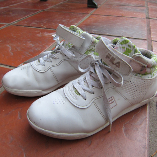 Botitas Fila Zapatillas Blancas T.35,5