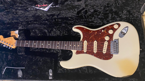 Fender Stratocaster Custom Shop (gibson Martin)