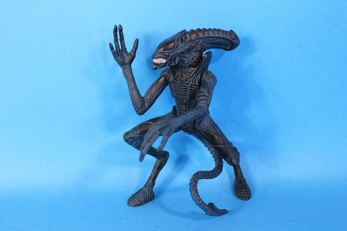 Alien Kenner 1995 Vintage