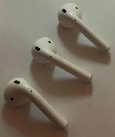 3 Unidades AirPods 1 Y 2 Para Cambio De Batería Funcionales