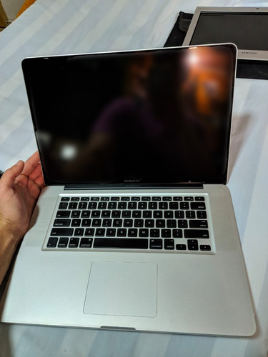 Macbook Pro 15  2009 - Para Recondicionamento Ou Uso De Peça