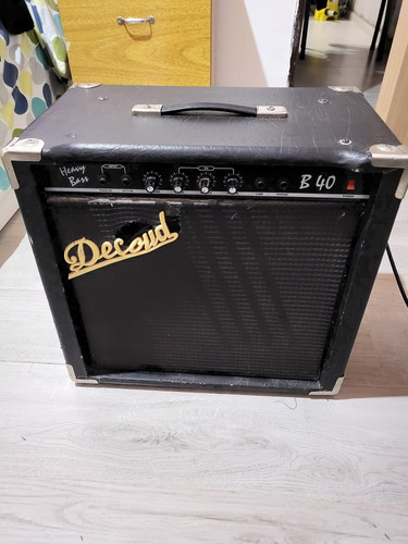 Equipo De Bajo Decoud B40 40w