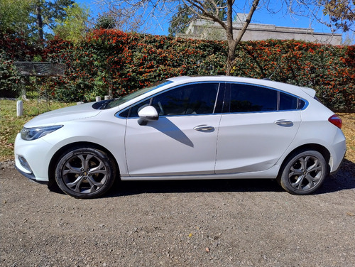 Chevrolet Cruze 1.4t Ltz Mt 5 Puertas Modelo 2018