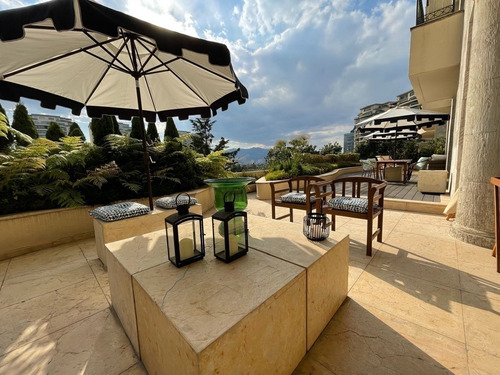 Venta Club De Golf Bosques, 3/4 Recamaras, Terraza Tipo Planta Jardin