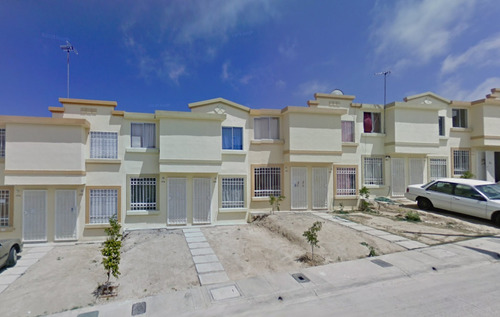Casa En Remate Bancario En Del Ahuehuete, Sierra De Los Alpes , Tijuana , Baja Calif -ngc