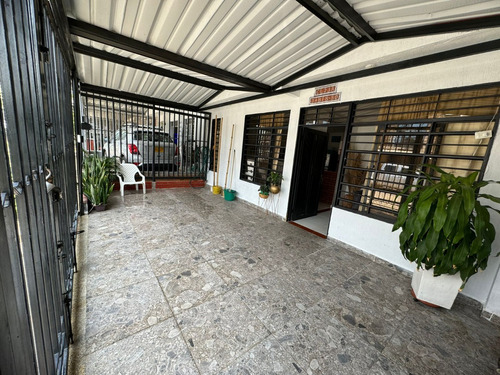Casa En Venta En Alameda De Monterrey - El Tesoro