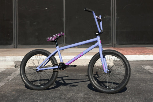 24 Bici 20 Bmx Sunday St Sw Seeley Lhd 20.75  Lav. Azul Mate