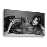 Cuadro Canvas Personalizado 35x50cm  Dua Lipa Bn