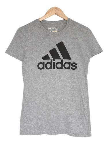 Remera adidas Talle S Amplia