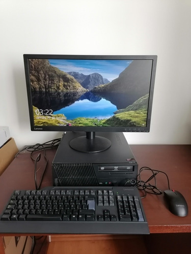  Computadora De Escritorio Pc Amd Lenovo Thinkcentre M79 