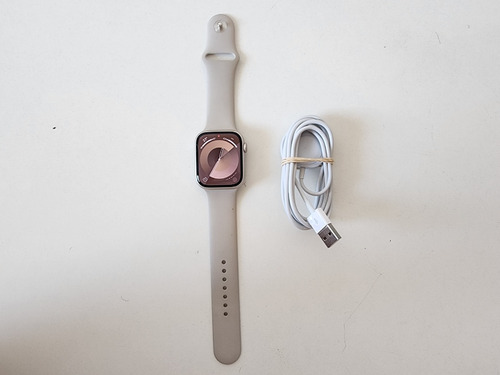 Smartwatch Apple Watch Series 8 45mm + Cargador Generico