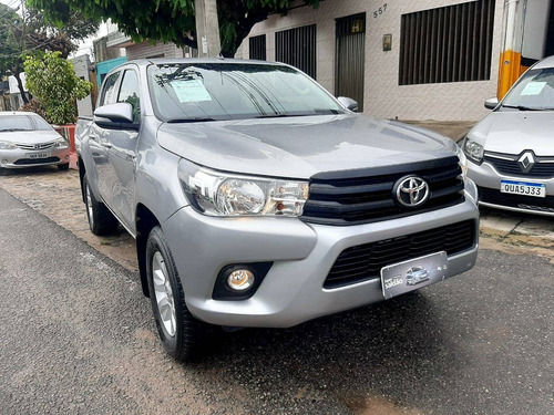 TOYOTA HILUX 2.8 NARROW 4X4 CD 16V DIESEL 4P MANUAL