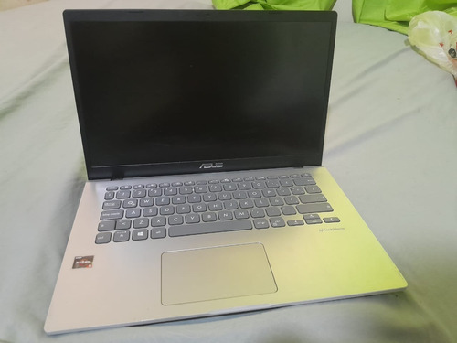 Portatil Asus M409da-eb804-amd R5-3500u-256ssd-12gb-endless