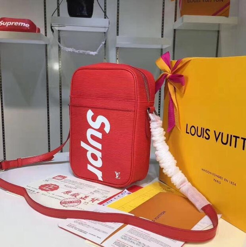 Morral Mediano Supreme Louis Vuitton Lv  Bolsa Etiquetas