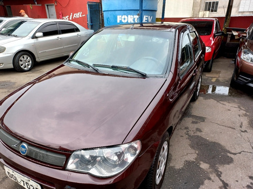 FIAT SIENA 2005 1.8 HLX FLEX 4P