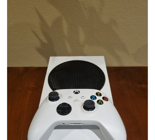 Xbox Series S 512gb + 1 Joystick (como Nueva) En Caja