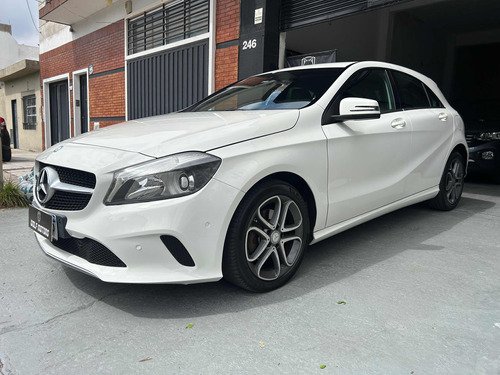 Mercedes-benz Clase A 2016 1.6 A200 Urban 156cv