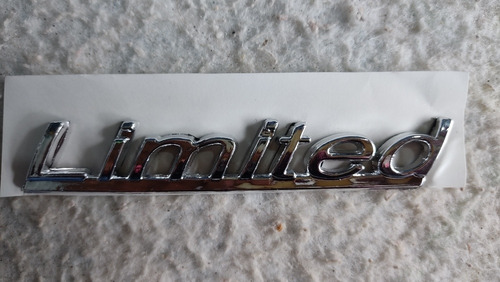 Emblema Letras Insignia Limited Chevrolet Optra Foto 5