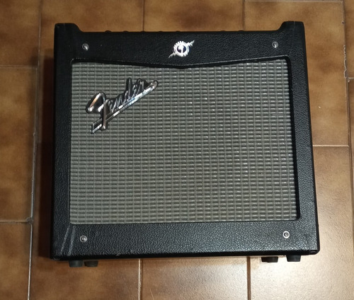 Amplificador Fender Mustang V1