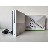 Xbox One S 500gb Con Lectora Usada En Caja + Cables