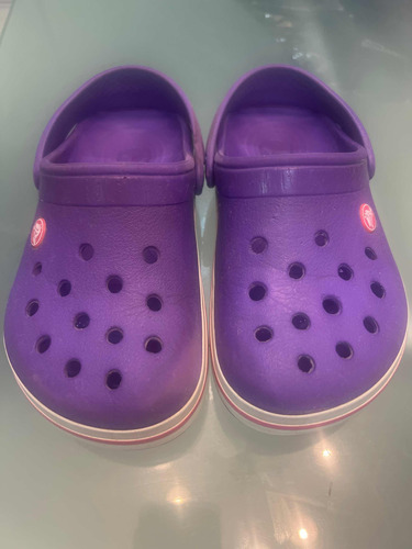 Crocs Niña Color Violeta Talle 31 Usada