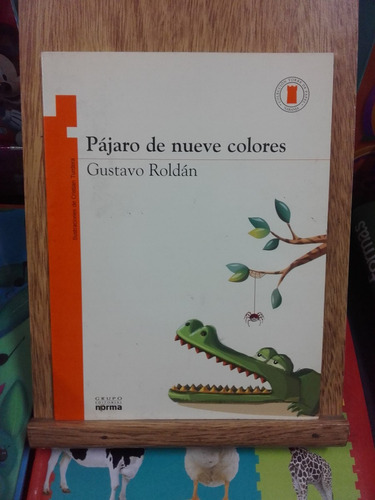 Pájaro Nueve Colores Roldan - Torre De Papel - Usado- Devoto