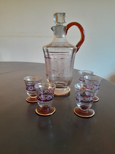 Antiguo Juego De Botella Licorera Y Copas