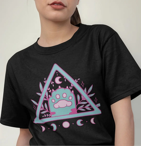 Playera Negra Estampado Patita De Gatito