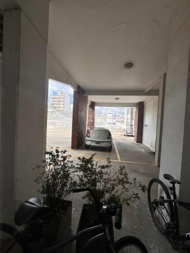 Departamento En Venta - 2 Dormitorios 1 Baño - Cochera - 55mts2 - La Plata - Imagen 4