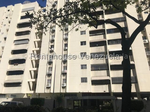 Hermoso Amplio E Iluminado Apartamento Completamente Remodelado Y Semi Amoblado, Ubicado En Zona Norte De Valencia Cercano A Puntos De Inters Comun, Tuberias Nuevas, Planta Para Areas Comunes - Imagen 2