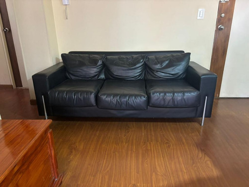 Sofa En Cuero Tres Puestos Negro