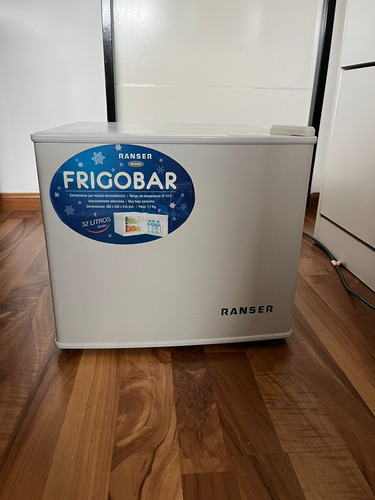 Frigobar Ranser - 32 Litros - Bajo Consumo 