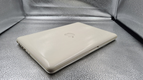 Macbook 2010 Branco Relíquia